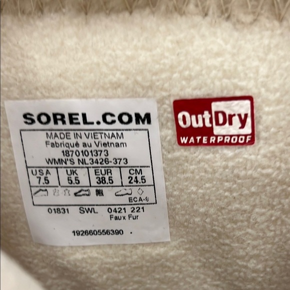 NWT’S Sorel Tan Waterproof Women's Snow Boots SZ 7.5 New - Picture 6 of 14